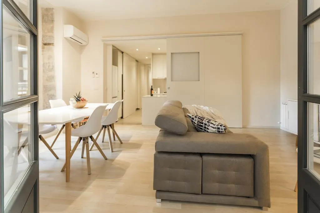 Bravissimo Cort Reial-3B Appartement Gerona
