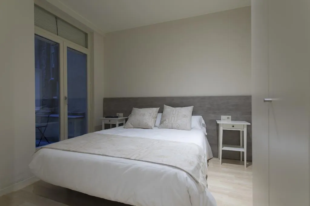 Bravissimo Cort Reial-3B Appartement Gerona